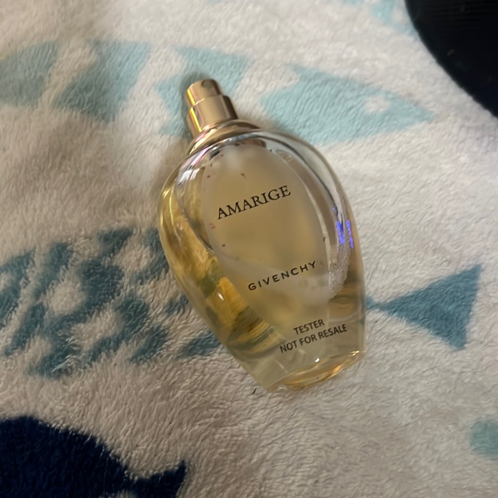 Amarige givenchy